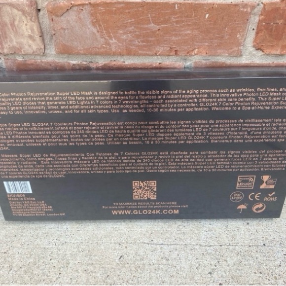 Glo24k 7 Color LED Photon Rejuvenation Super Mask. Brand New in sealed box - Picture 2 of 2